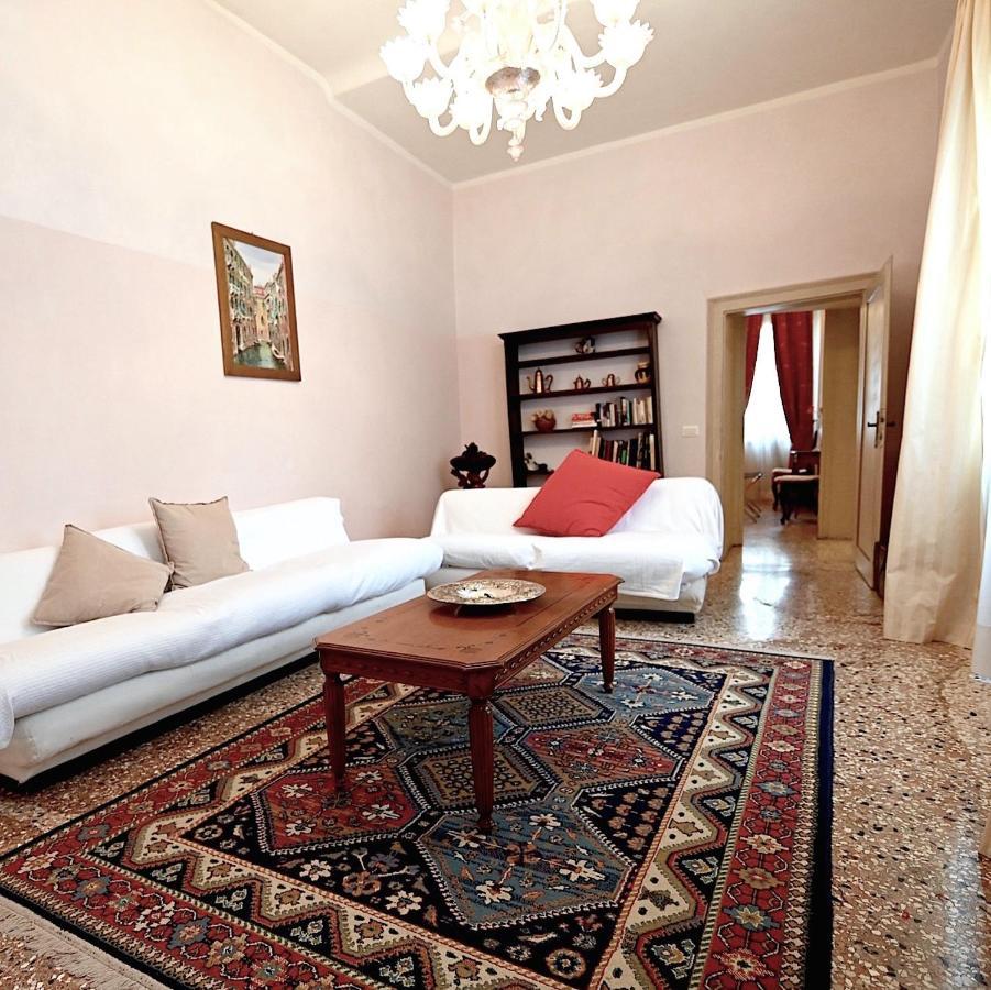 Chandeliers Apartment เวนิส ภายนอก รูปภาพ