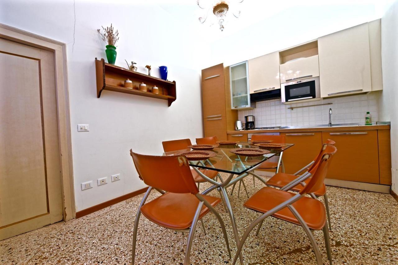 Chandeliers Apartment เวนิส ภายนอก รูปภาพ