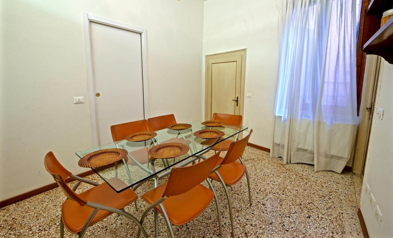 Chandeliers Apartment เวนิส ภายนอก รูปภาพ